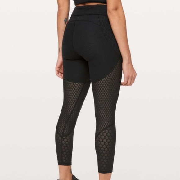 Lululemon Geo Tight *Black - Picture 2 of 5